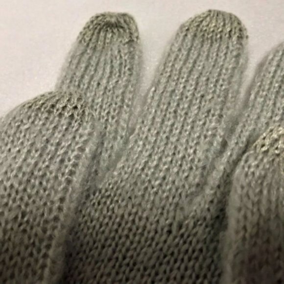 Simply Vera Texting Knit Gloves Gray Metallic Knit - Picture 3 of 8